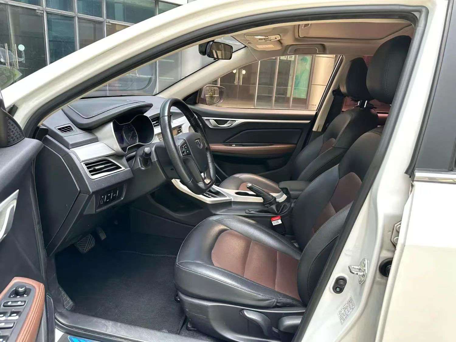 Geely Vision 1.5L Prestige Edition 4