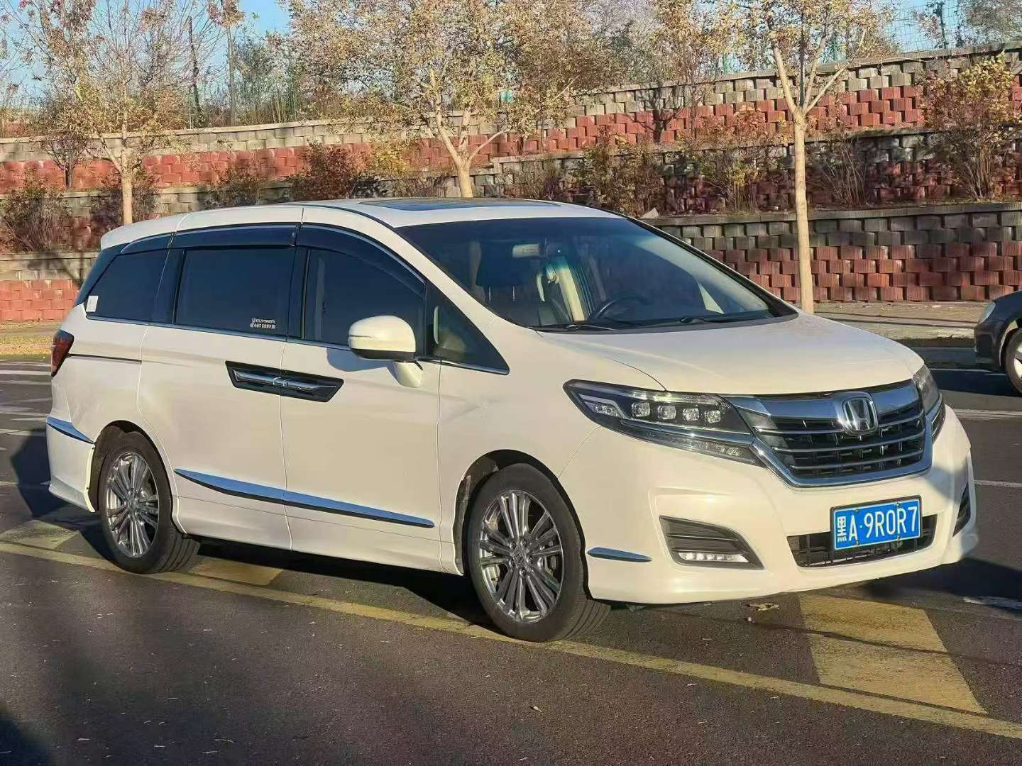 Honda Elysion 2017 Luxury Edition 2.4 Automatic 2
