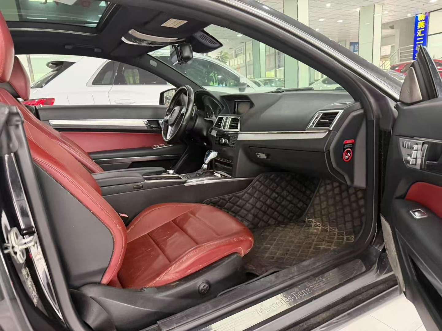 Mercedes-Benz E-Class 6