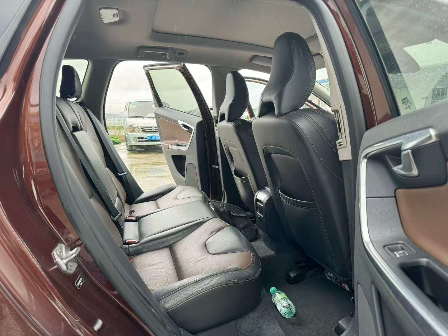 Volvo XC60 2.0T 8