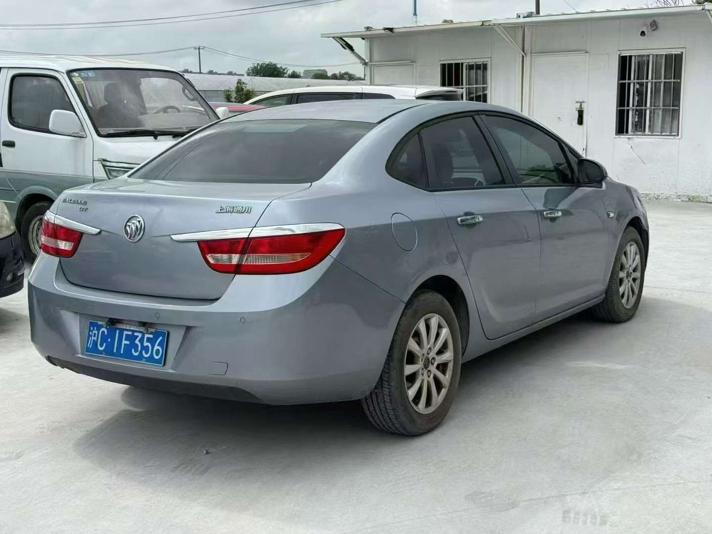 Buick Excelle 3