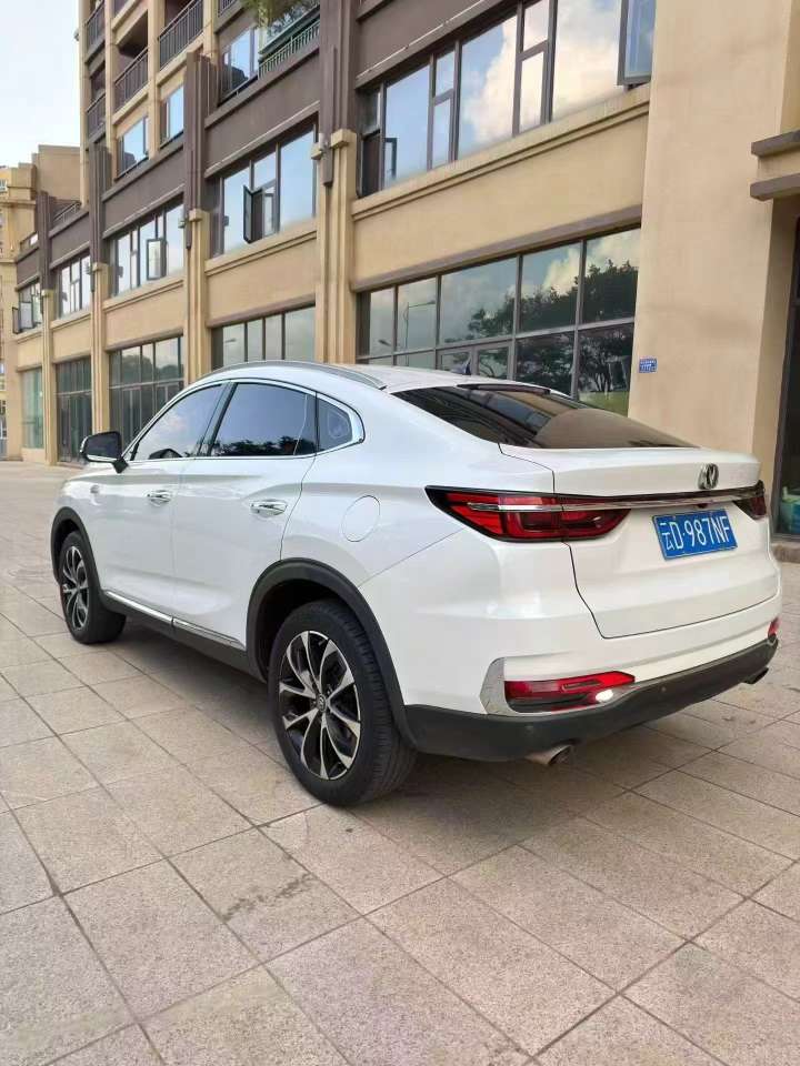 Changan CS85 7