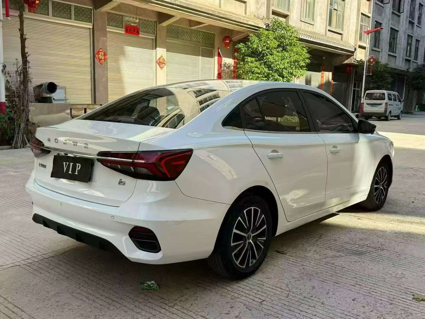 Roewe i5 4
