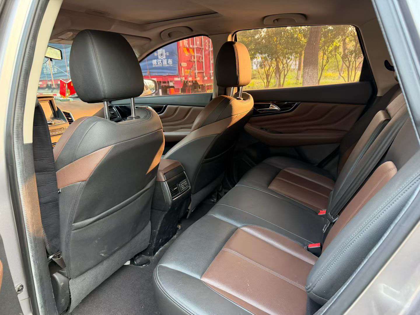 Dongfeng Fengshen AX7 1.6 Automatic Sunroof 8
