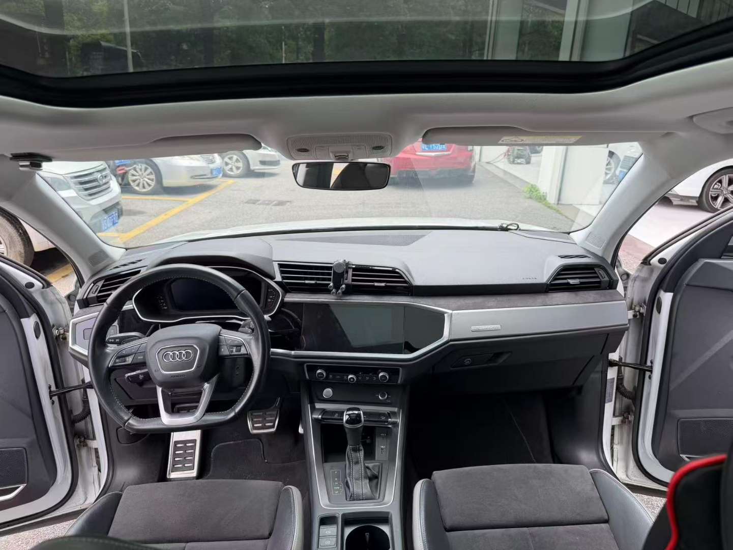 Audi Q3 TFSI 45 quattro Sporty Dynamic Edition 5
