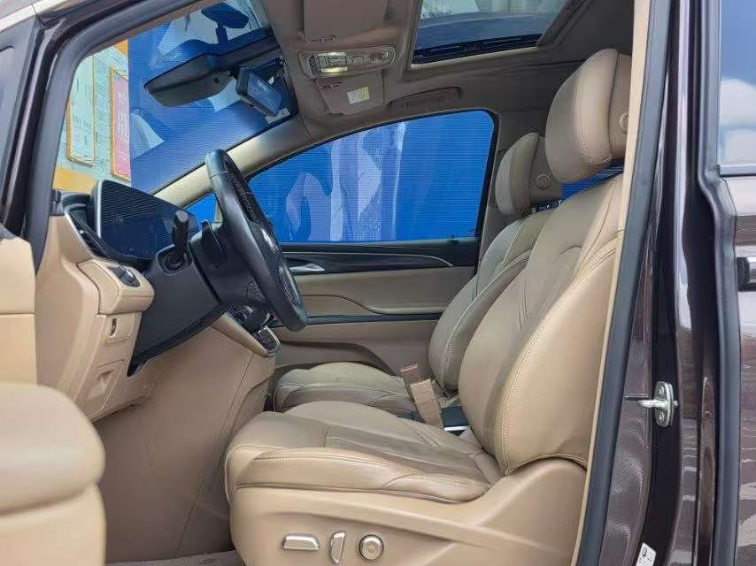Buick GL8 ES 653T Flagship Edition 7
