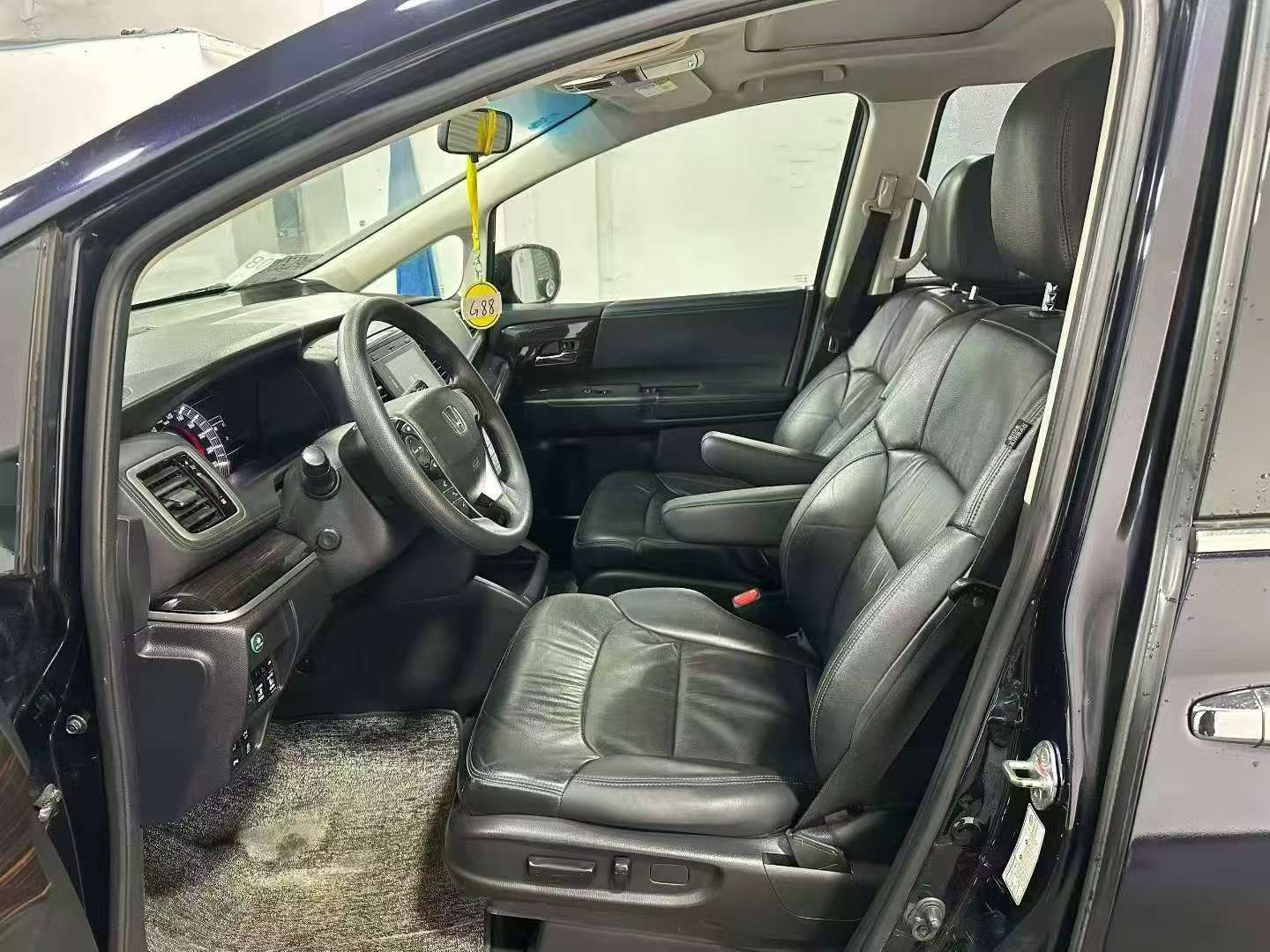 Honda Odyssey 2.4L Luxury Automatic 8