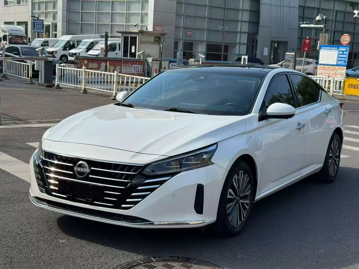 Nissan Teana 2023