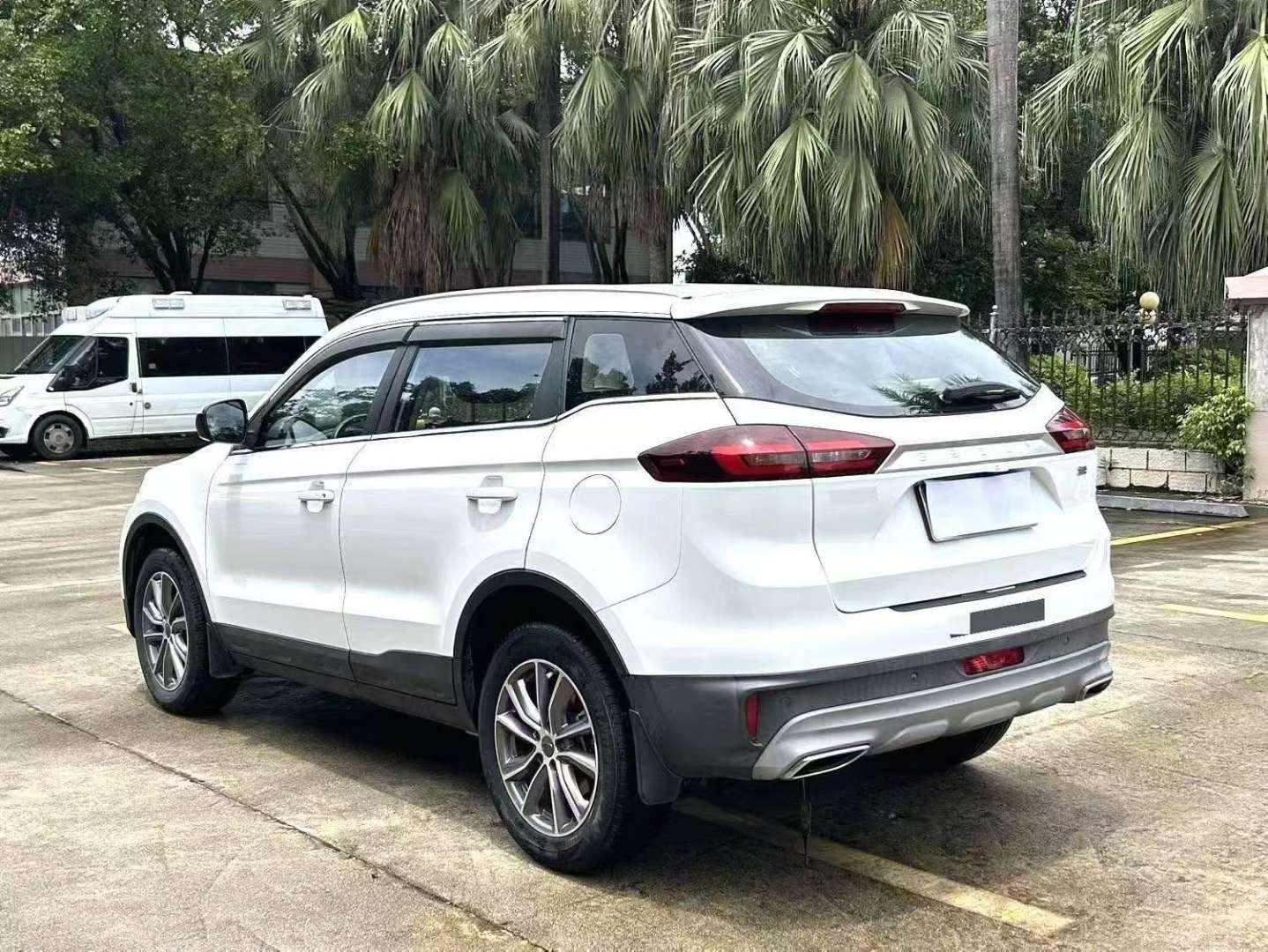 Geely Boyue 1.8TD Million Edition FWD Comfort 2