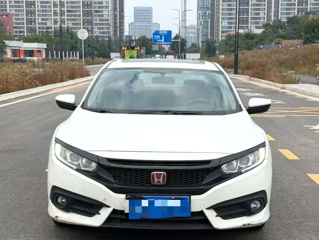 Honda Civic 1.5T 220TURBO Luxury