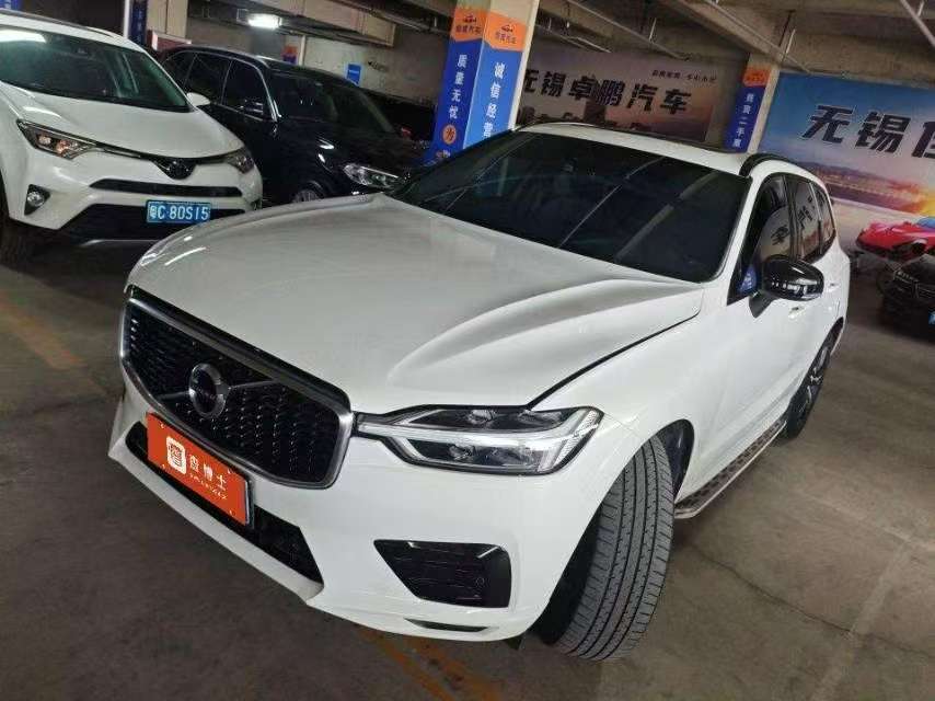 Volvo XC60 2.0T T5 AWD Zhiyuan Sport Edition