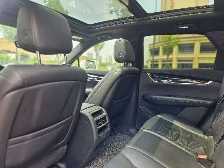 Cadillac XT5 AWD Luxury 7