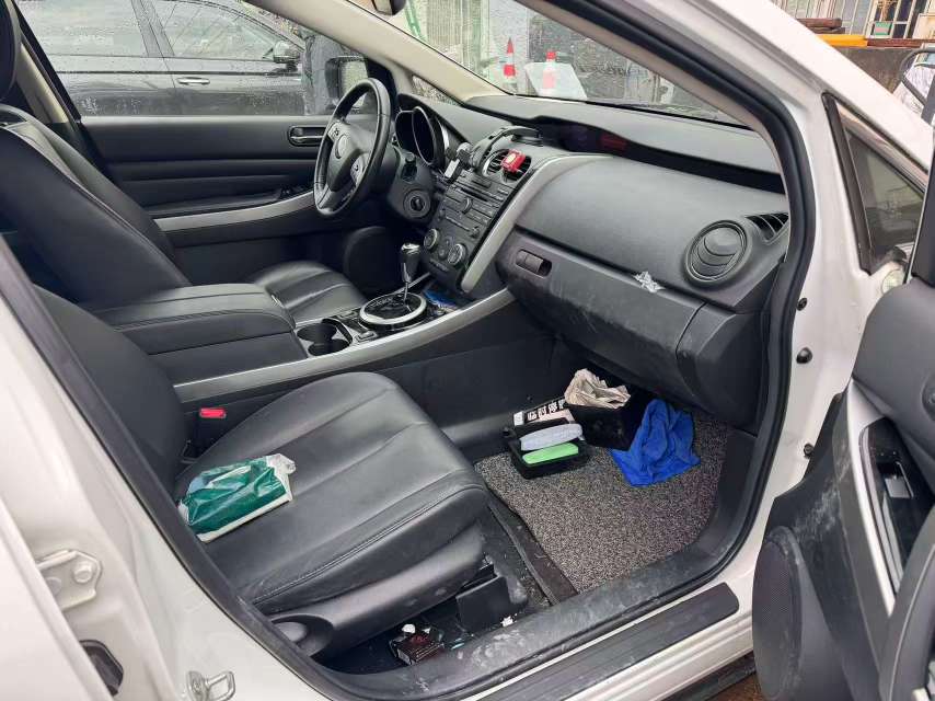 Mazda CX-7 2.5 Luxury Edition 4