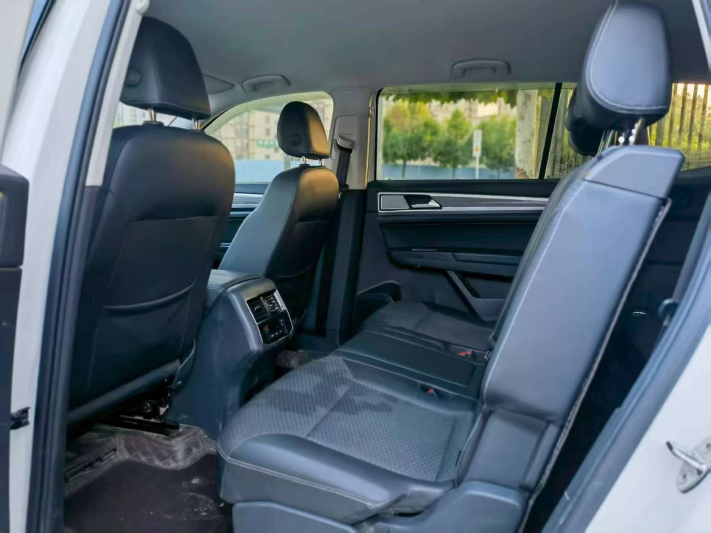 Volkswagen Teramont 4WD Comfort Edition 7-Seater 5