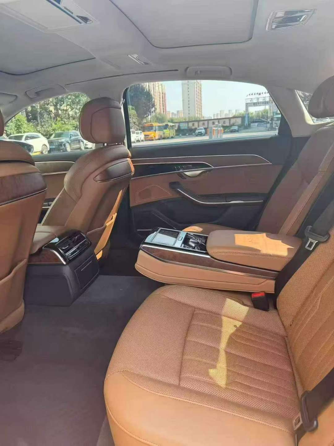 Audi A8L 55 Luxury Edition 8