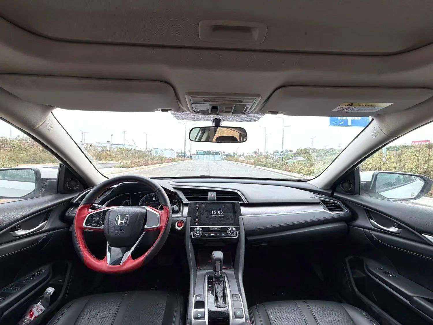Honda Civic 1.5T 220TURBO Luxury 5