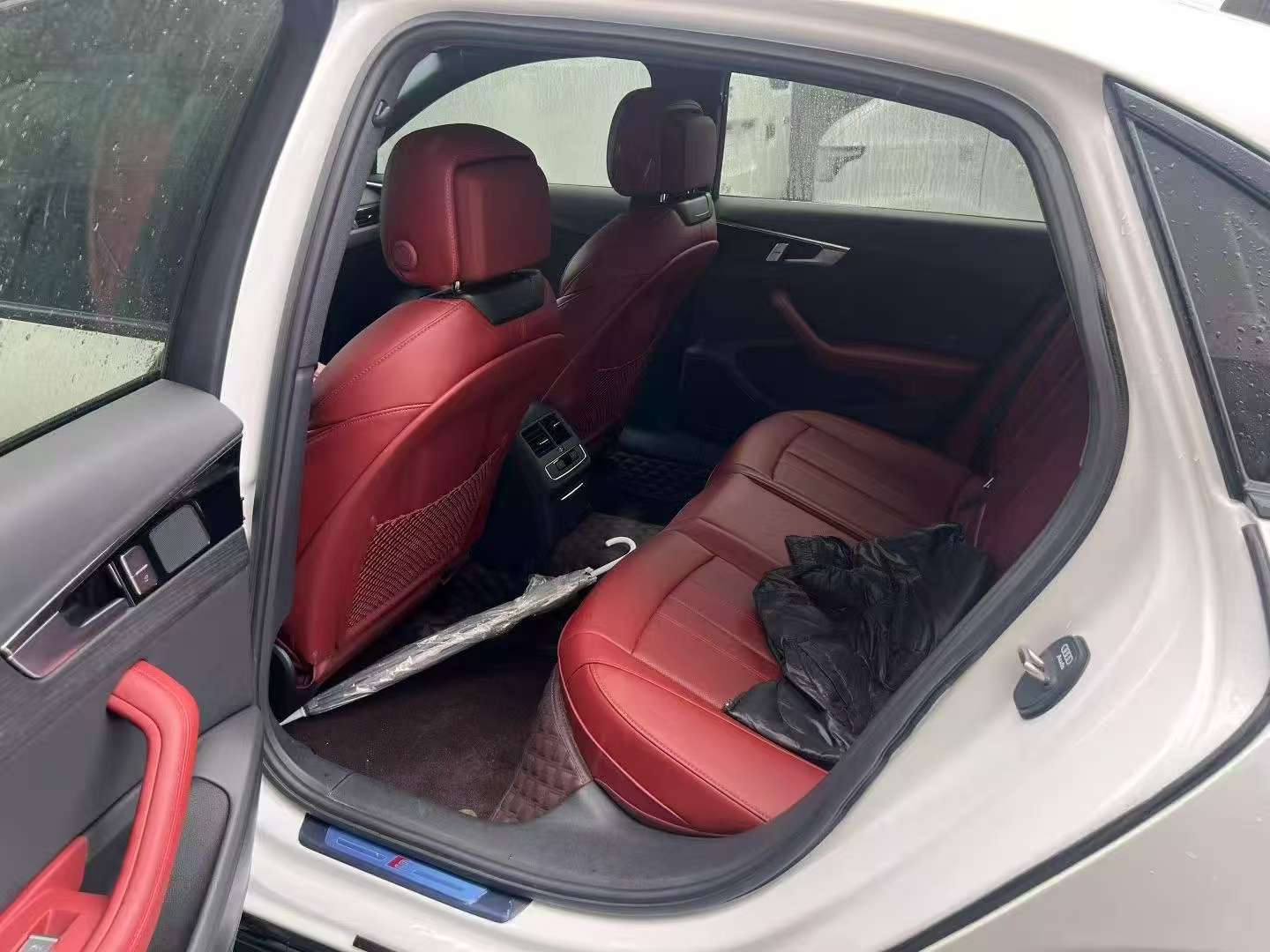 Audi A4L 6