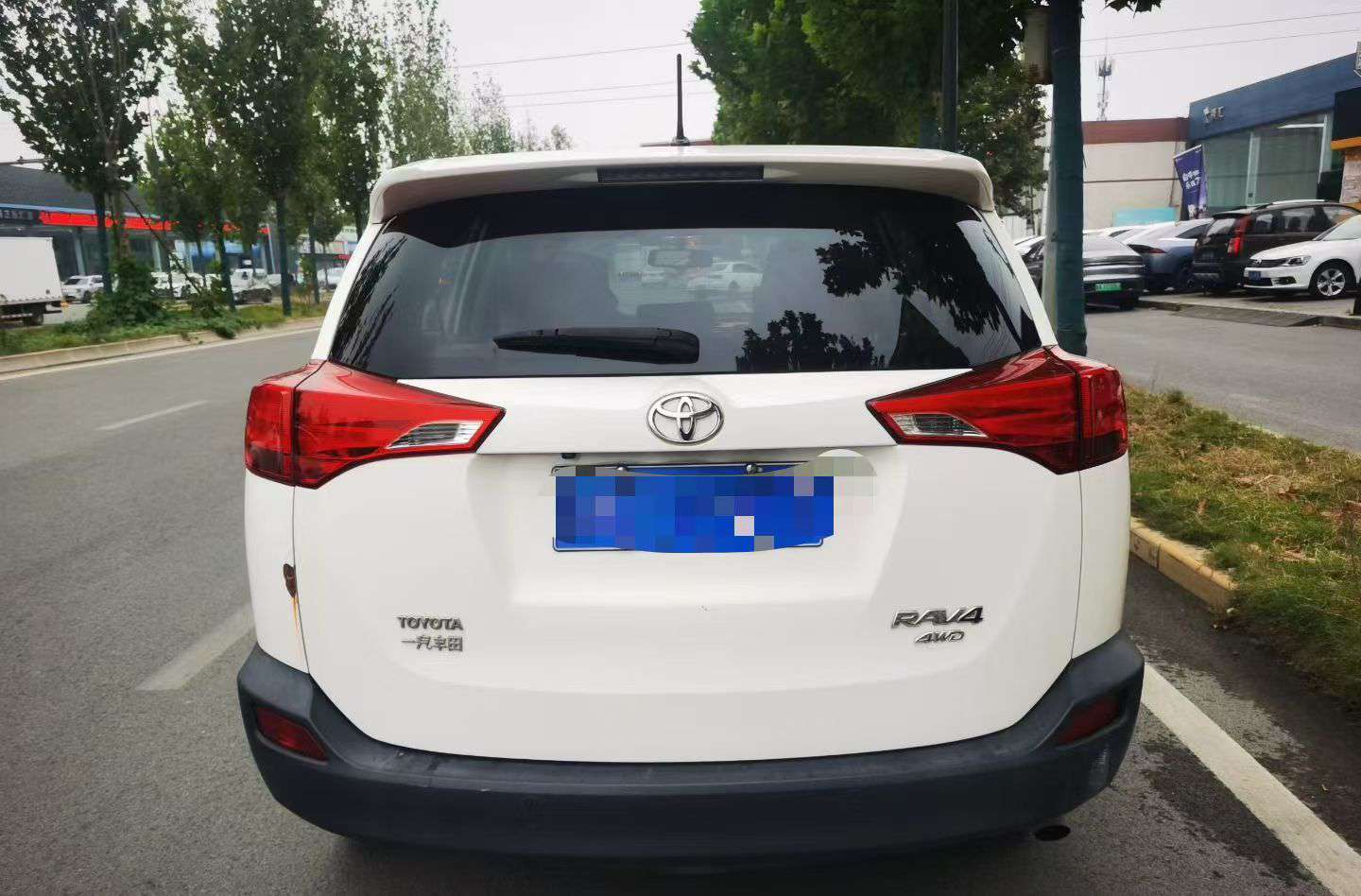 Honda RAV4 2.5L AWD Automatic 7