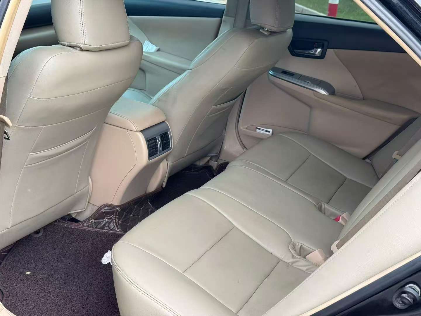 Toyota Camry 2012 2.0L Automatic Sunroof Trim 5