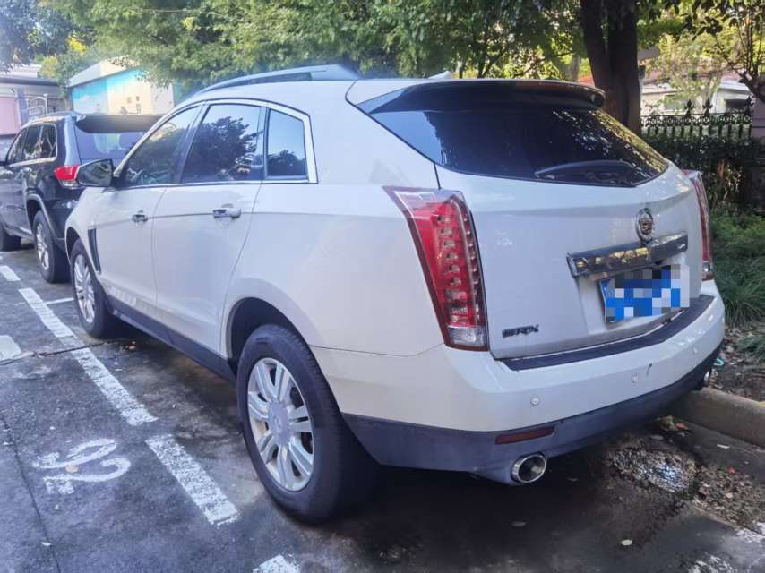 Cadillac SRX 3.0 Comfort Edition 8
