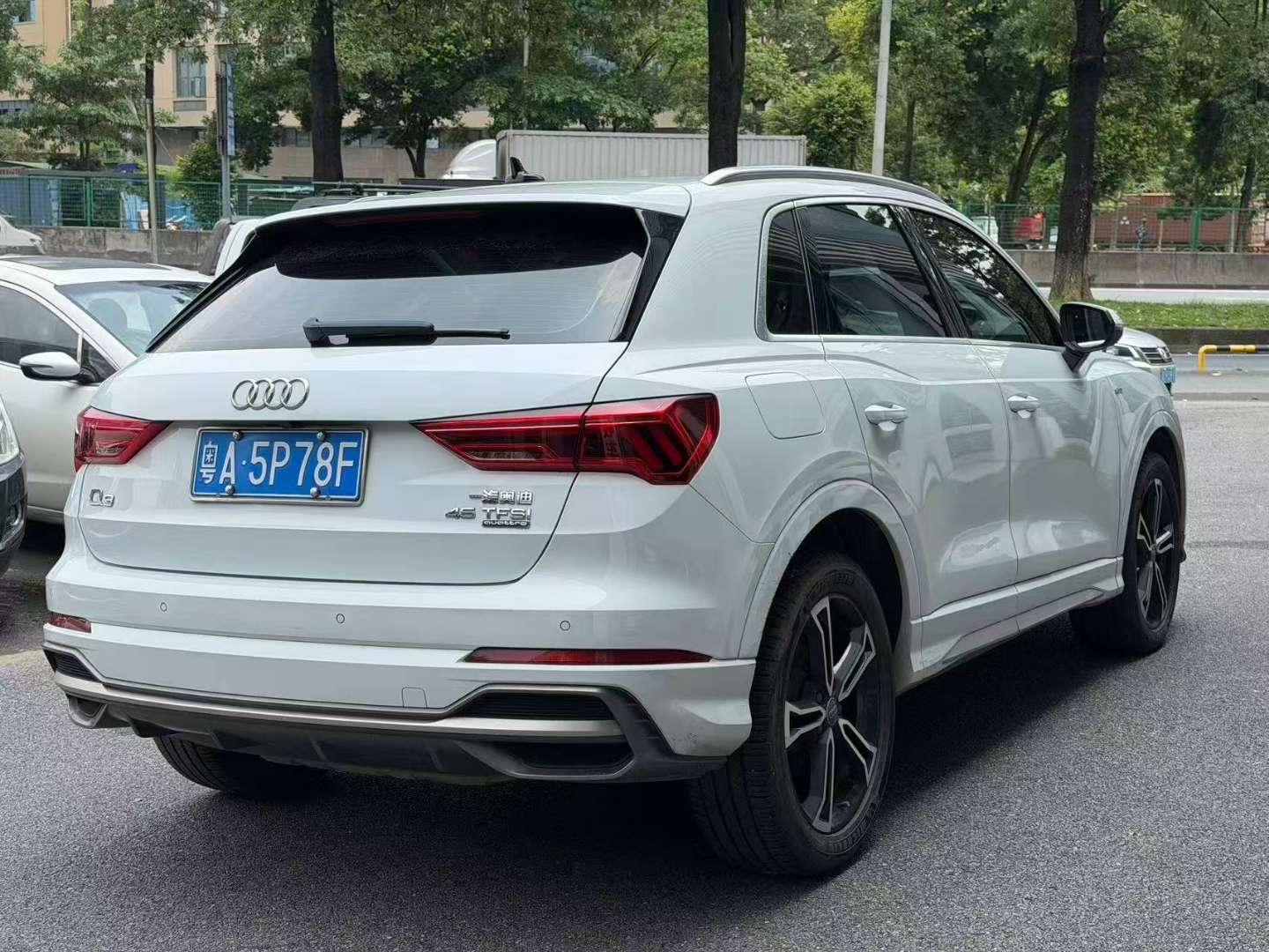 Audi Q3 TFSI 45 quattro Sporty Dynamic Edition 4