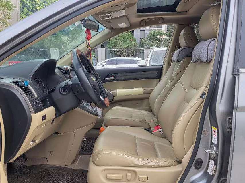 Honda CR-V 2.4L Automatic 4WD Premium Edition 7
