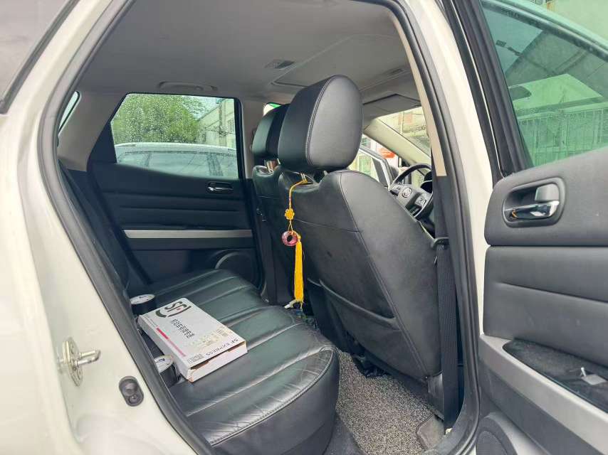 Mazda CX-7 2.5 Luxury Edition 5
