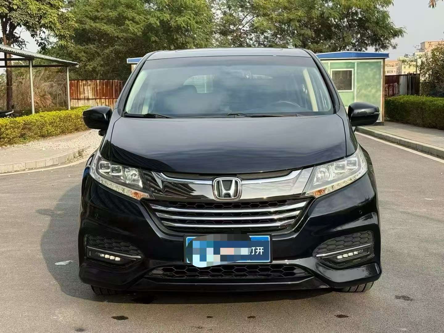 Honda Odyssey 2.4L Luxury Automatic