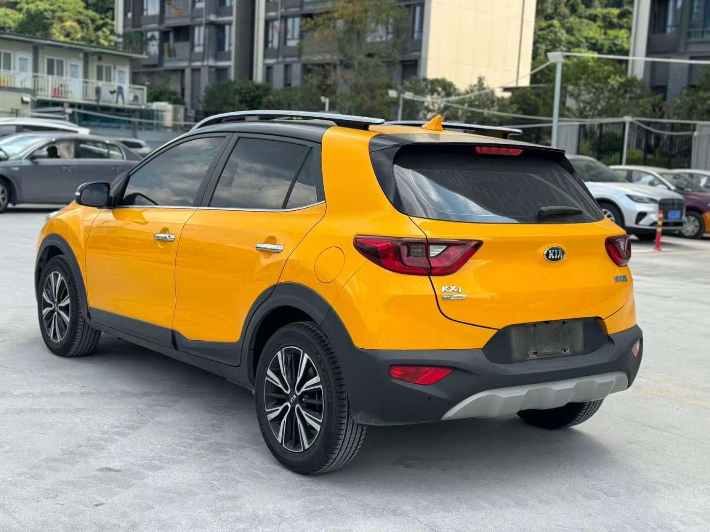 Kia Sonet 1.4L Automatic Fun Edition 4