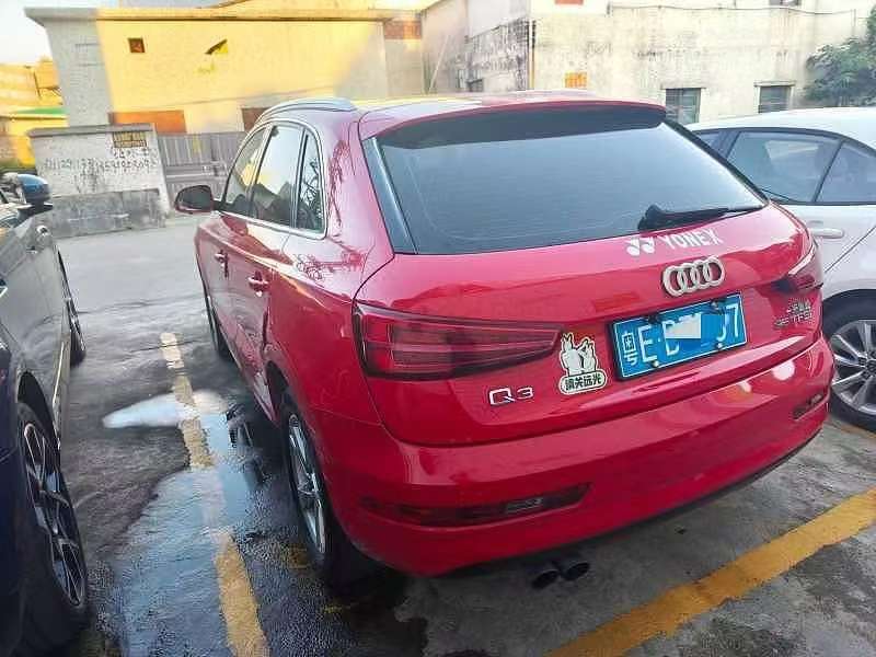 Audi Q3 30 TFSI Fashion 4