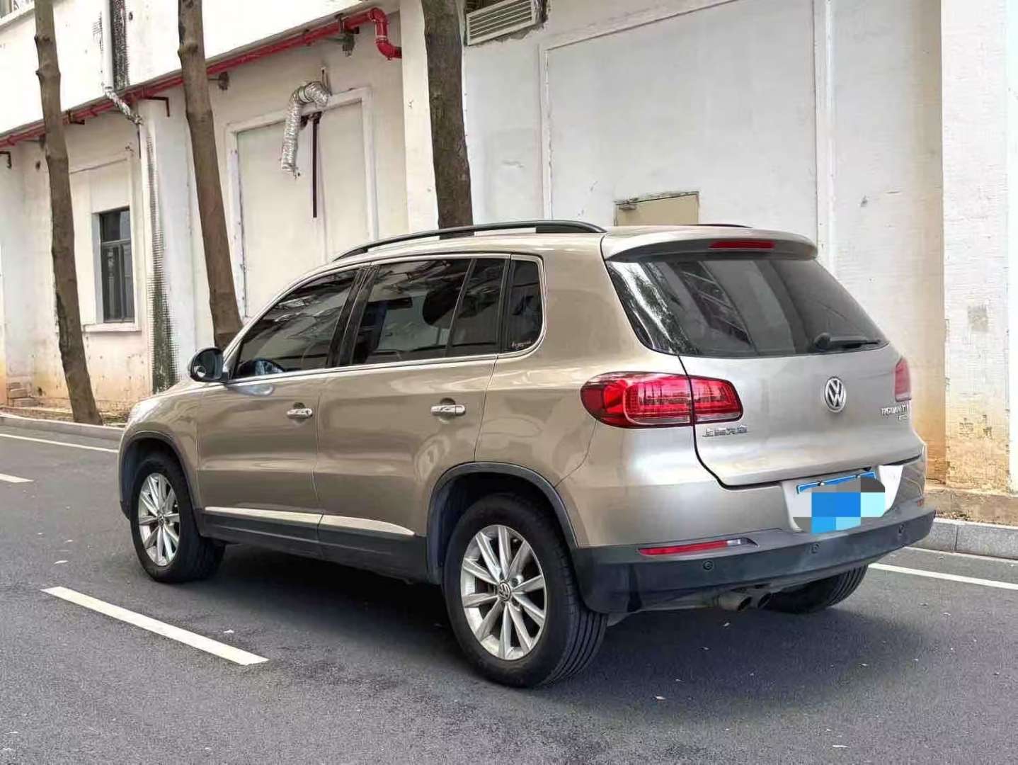 Volkswagen Tiguan 2015 1.8TSI 4WD Comfort Edition 4