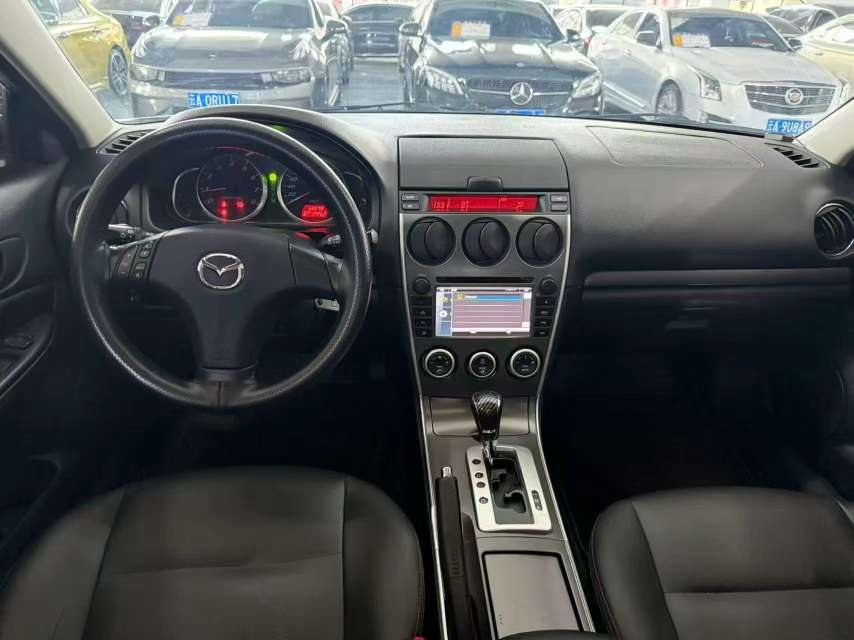 Mazda 6 4