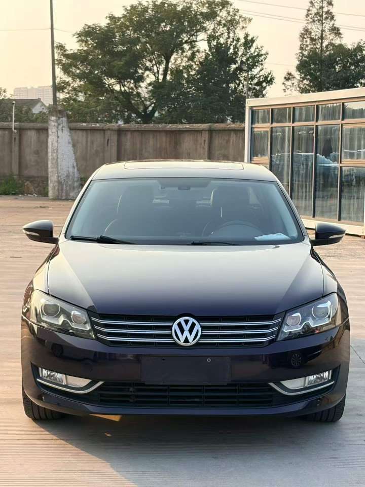 Volkswagen Passat 2015 1.8T Automatic Sunroof 2