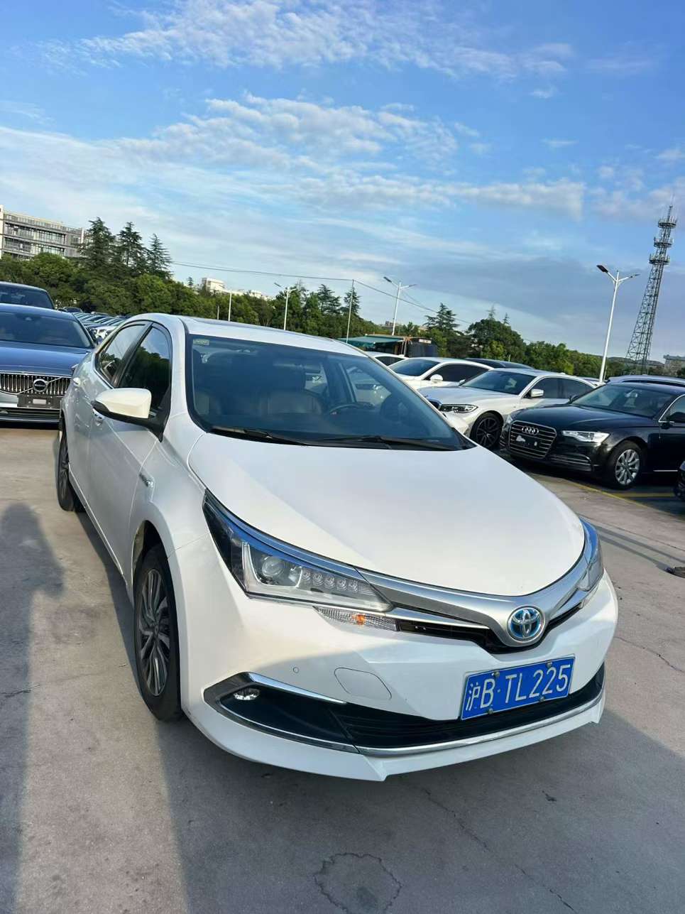 Toyota Corolla 1.8L Automatic Sunroof