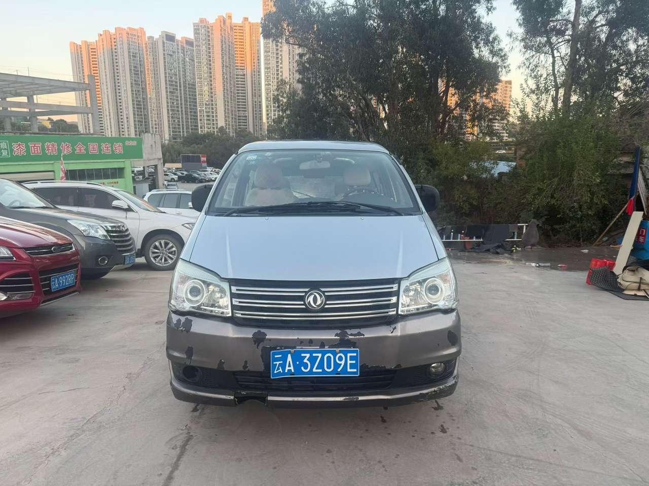 Dongfeng Lingzhi M3 Manual 1.6L 7-Seater