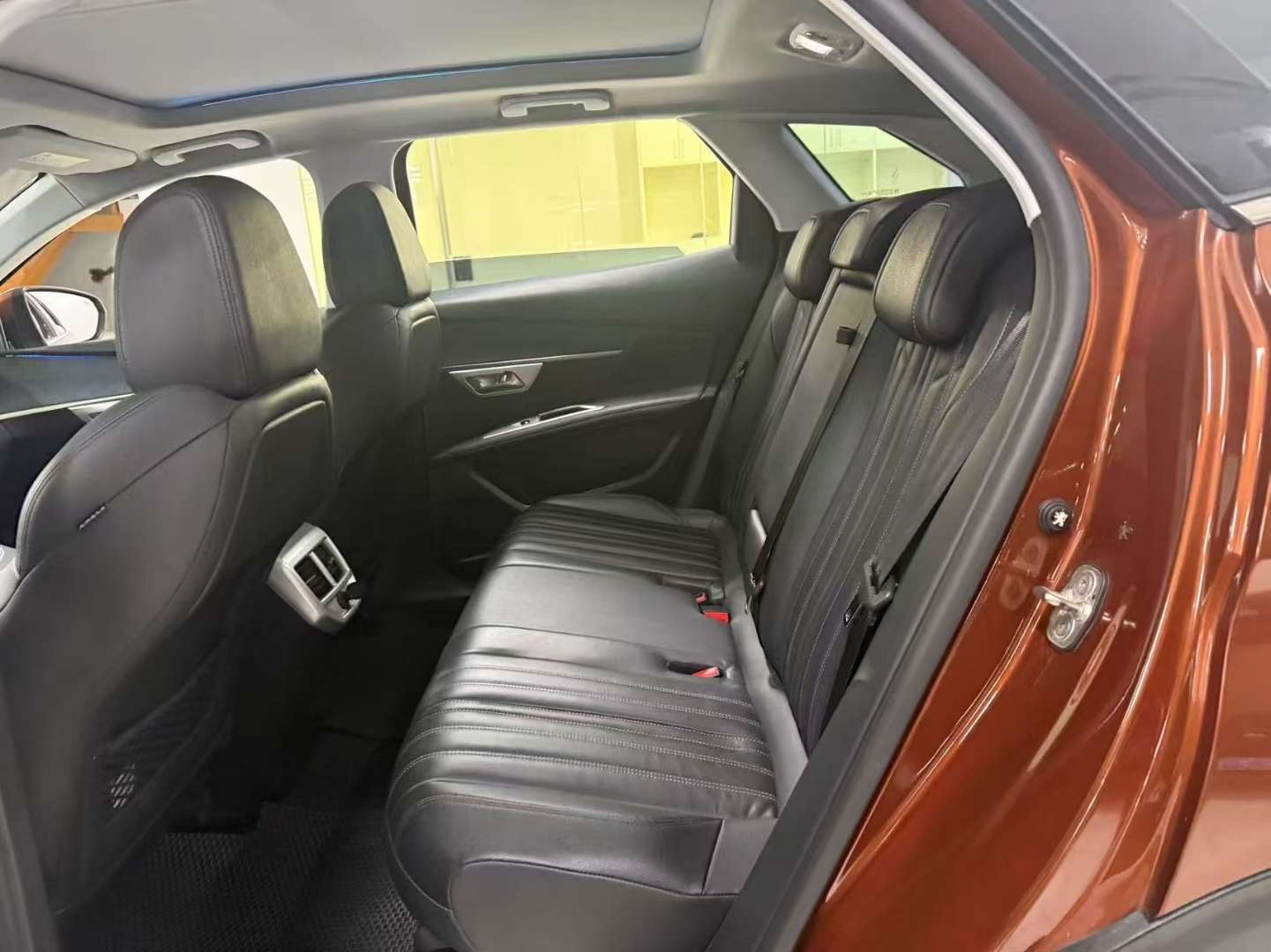 Peugeot 4008 Luxury Edition 350P 1.6T 7