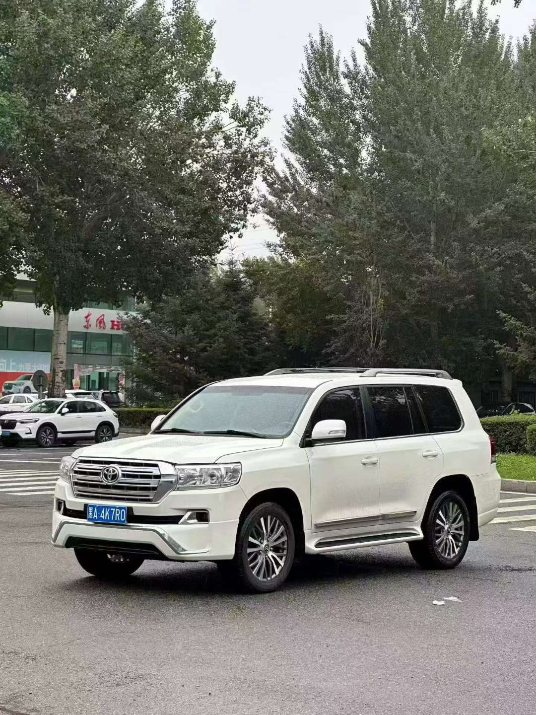 Toyota Land Cruiser 2016 4.0L Middle East Spec 5-Seat Limited Under-Spare 2