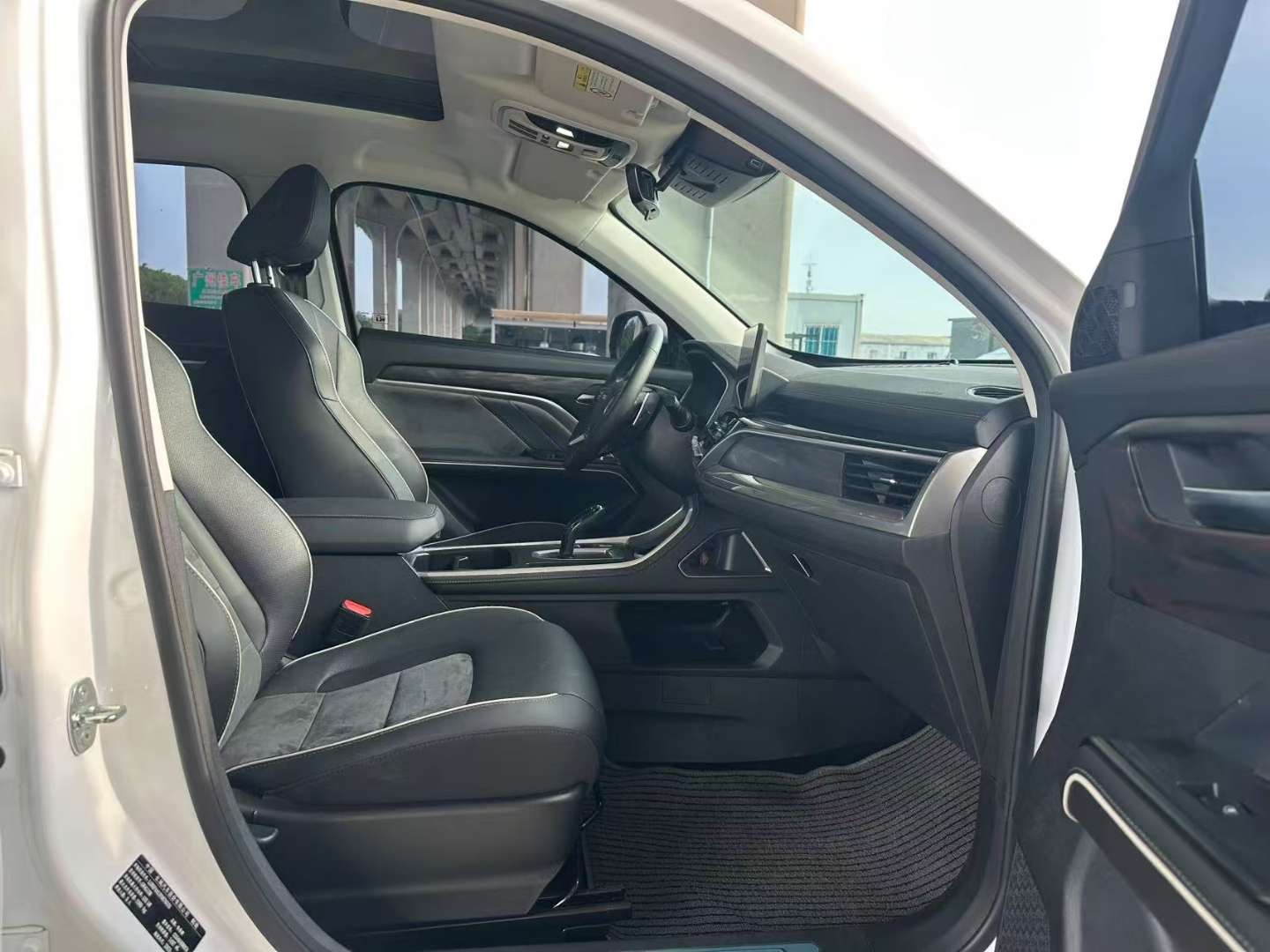 Haval H6 Guochao Edition 1.5T Automatic Champion Edition 8