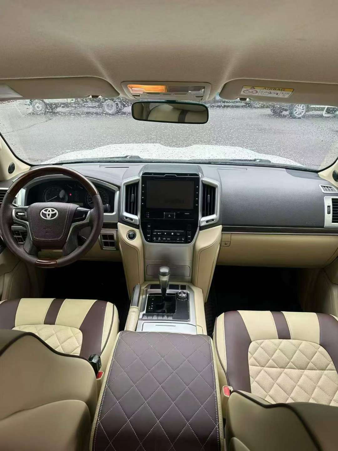 Toyota Land Cruiser 2016 4.0L Middle East Spec 5-Seat Limited Under-Spare 8