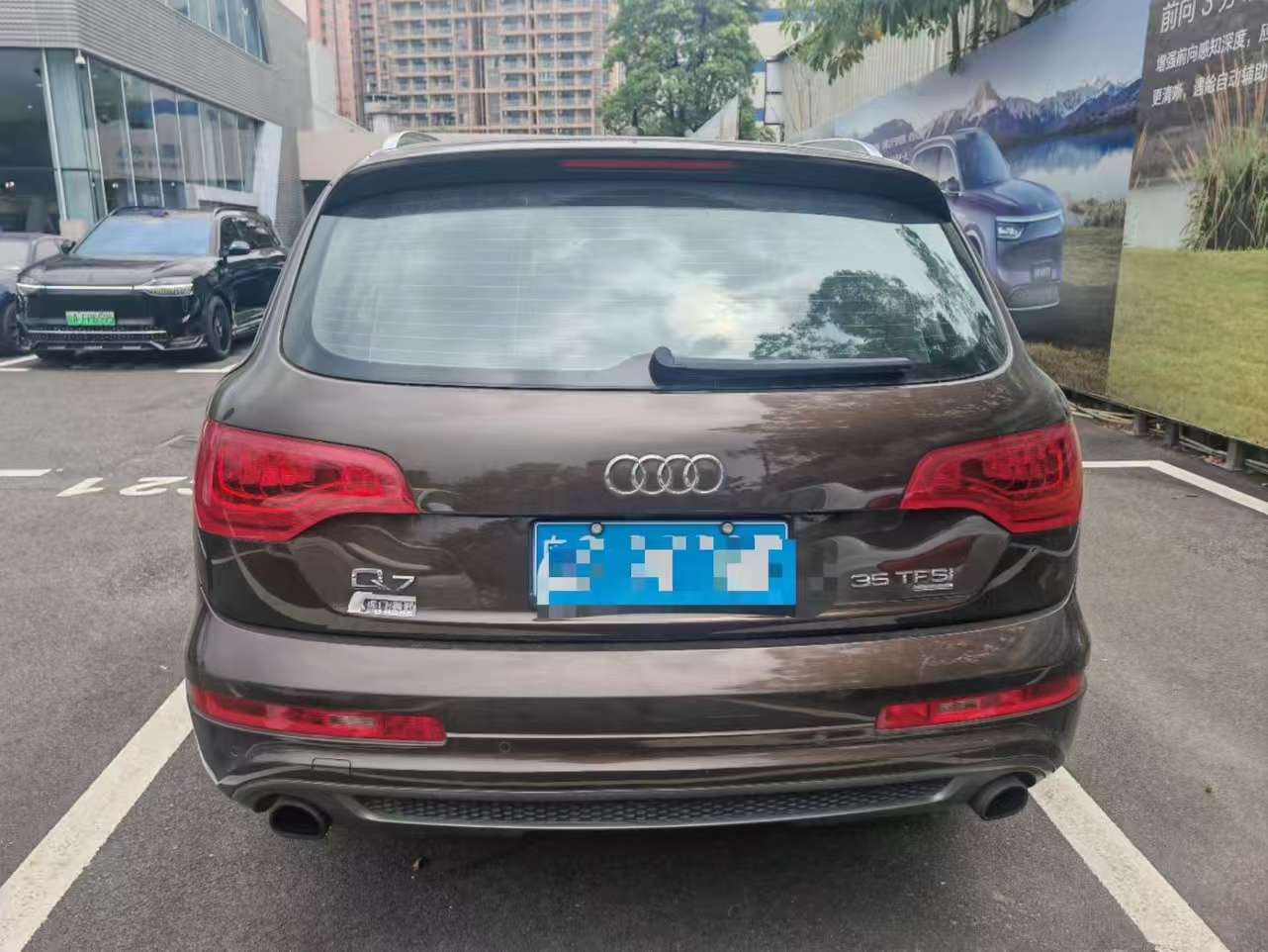 Audi Q7 3.0T Automatic Sunroof 4WD Sport Edition 7-Seater 3