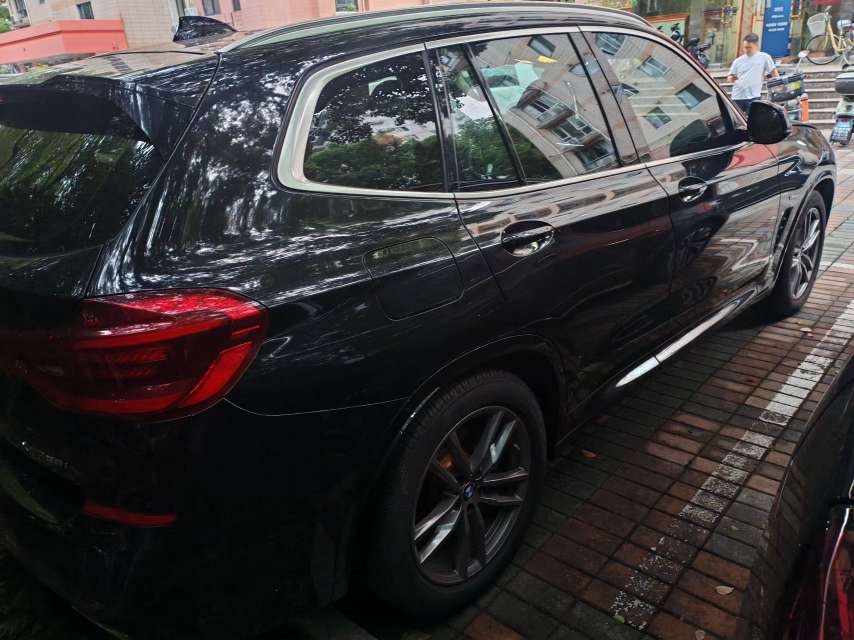 BMW X3 2.0T 25M Sport Package 9