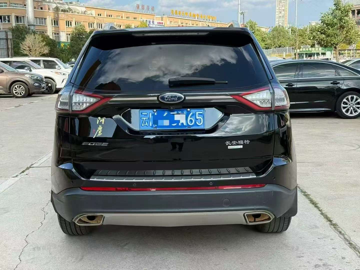 Ford Edge 2.0T 7-Seat 8