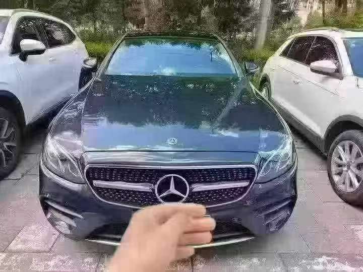 Mercedes-Benz E-Class E200 3