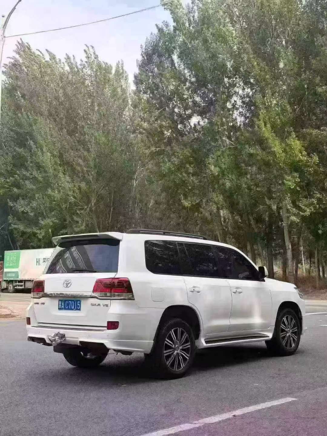 Toyota Land Cruiser 6