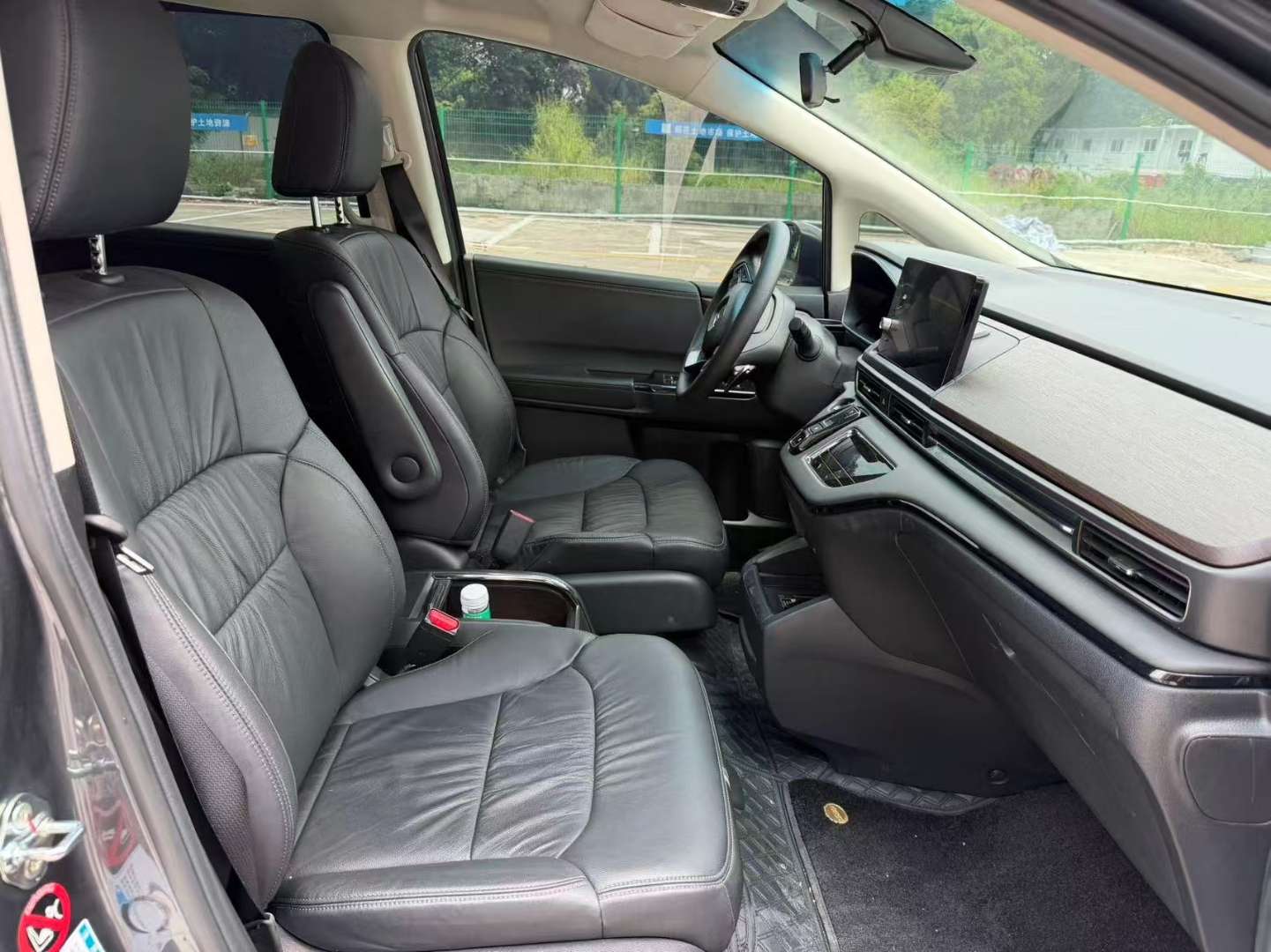 Honda Odyssey 2022 2.0L Hybrid RuiZhiXiang Edition 8
