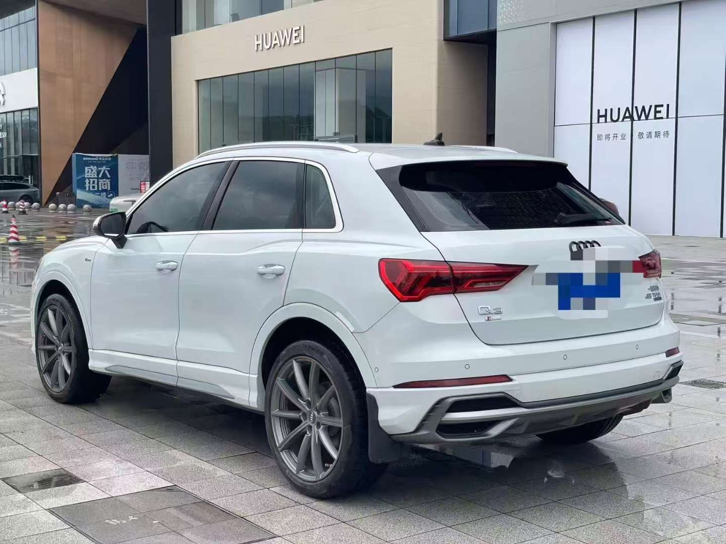 Audi Q3 2021 2.0T 45TFSI AWD Luxury Dynamic Top Trim 4
