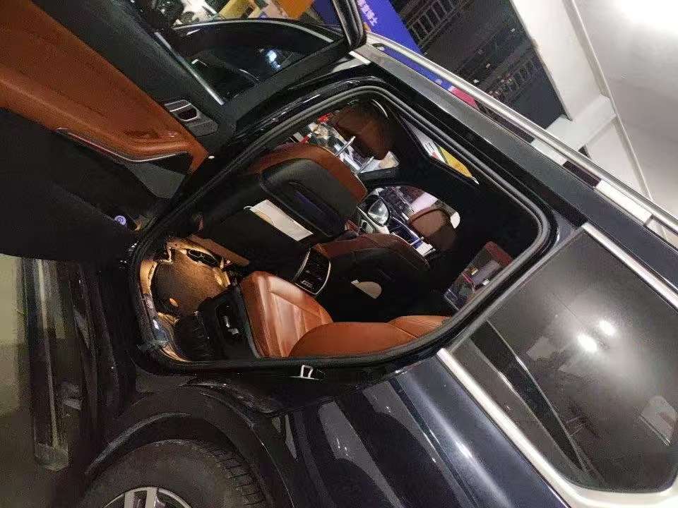 BMW X7 3.0T M Sport Executive 8