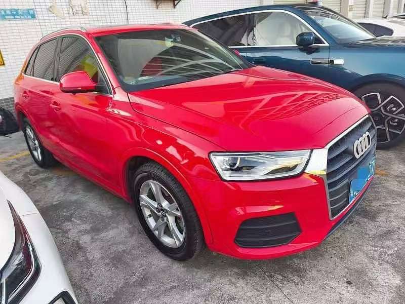 Audi Q3 30 TFSI Fashion 2
