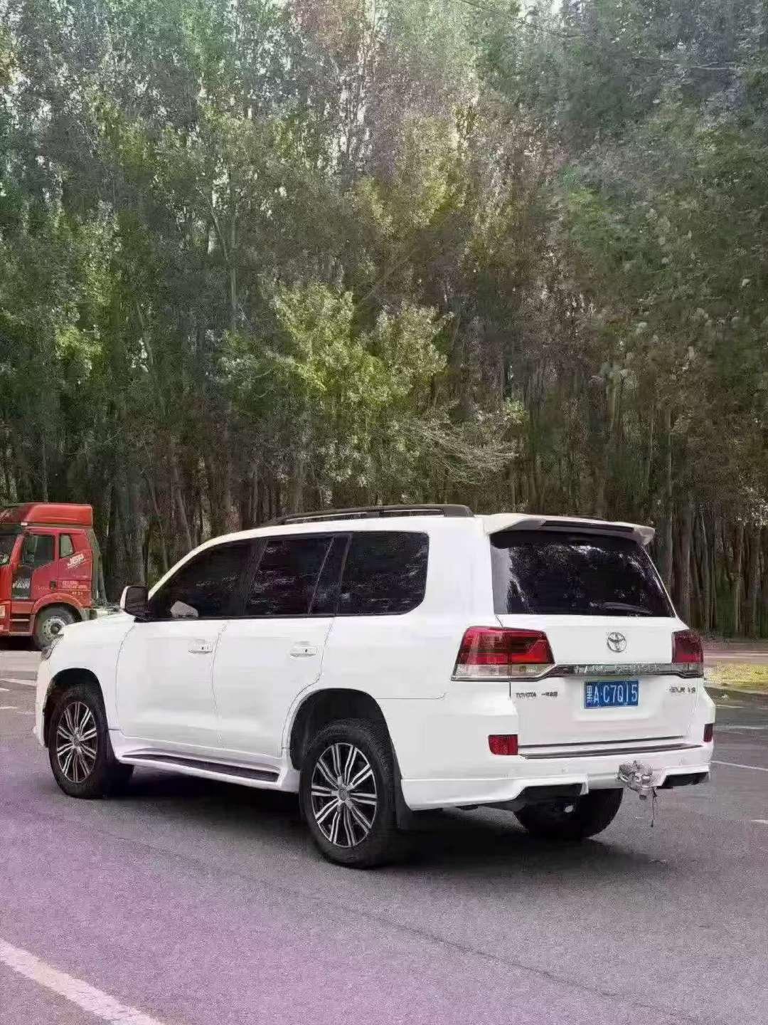 Toyota Land Cruiser 7