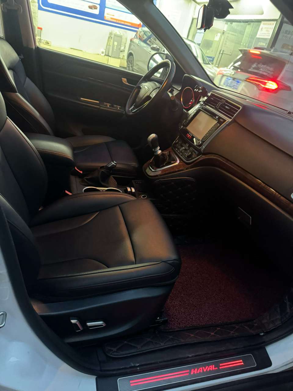 Haval H6 1.5T Manual Sunroof 5